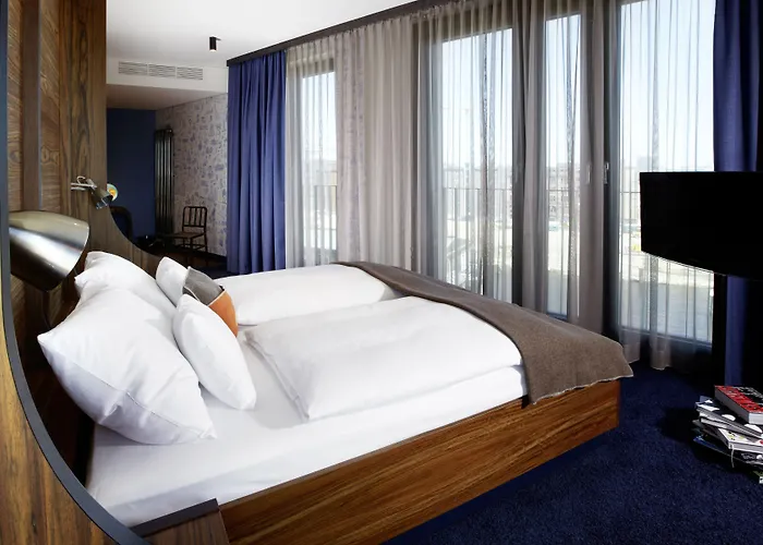 25hours Hafencity Hotel 4*
